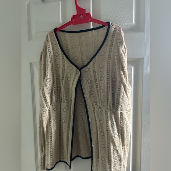 Button up blouse - Picture 1 of 1